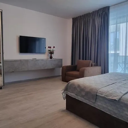 Promenada Sea View Apartment